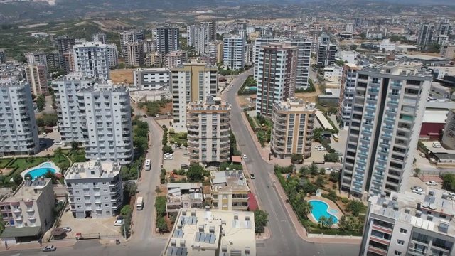 Toroslar Belediyesi yaylalardaki hizmet çalışmalarını sürdürüyor